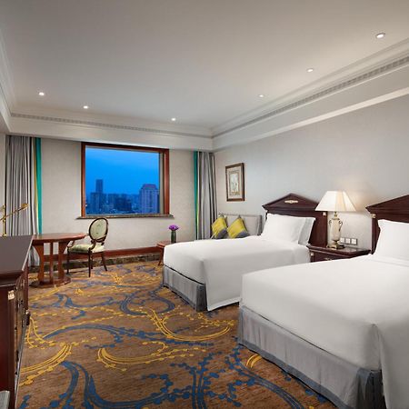 Crowne Plaza Shanghai Nanjing Road By Ihg Exterior photo
