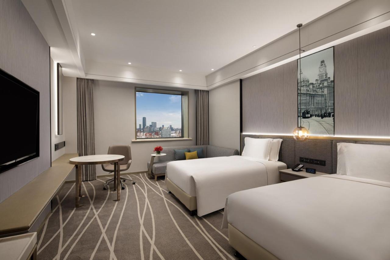 Crowne Plaza Shanghai Nanjing Road By Ihg Exterior photo Deluxe Room